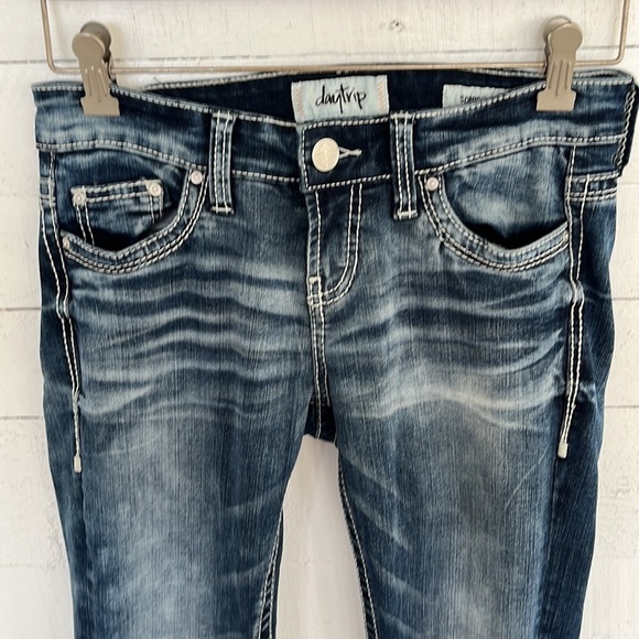 Daytrip Scorpio Skinny Jeans Size 26R - Picture 2 of 11